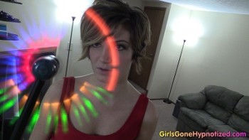 GirlsGoneHypnotized – Scarlett Hypnotized